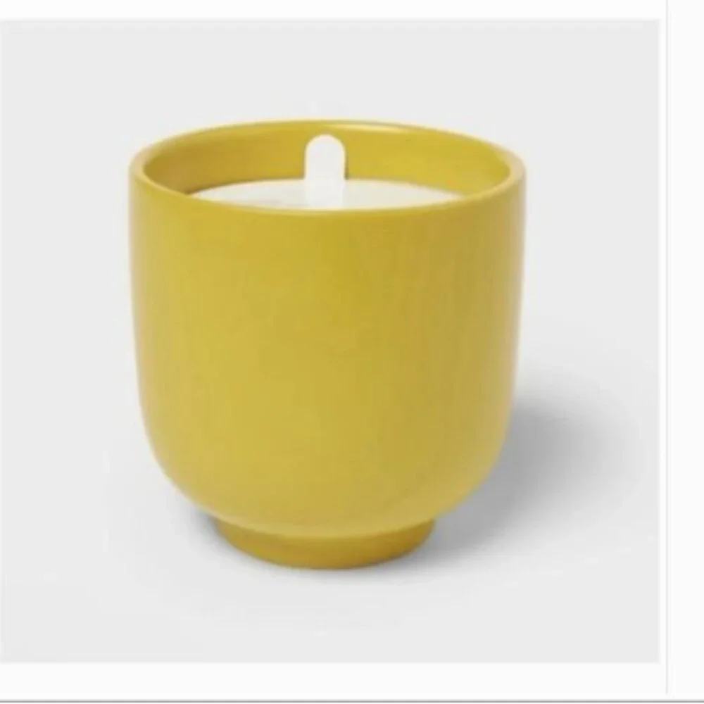 Room Essentials Yuzu Tonic Sugared Lemon + Prosecco Candle 13.5oz